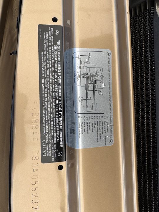 1986 Mercedes-Benz 560-Class