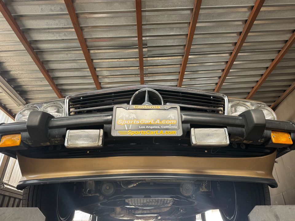 1986 Mercedes-Benz 560-Class