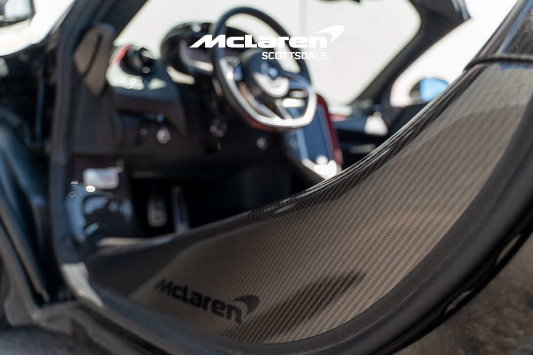 2024 MCLAREN 750S