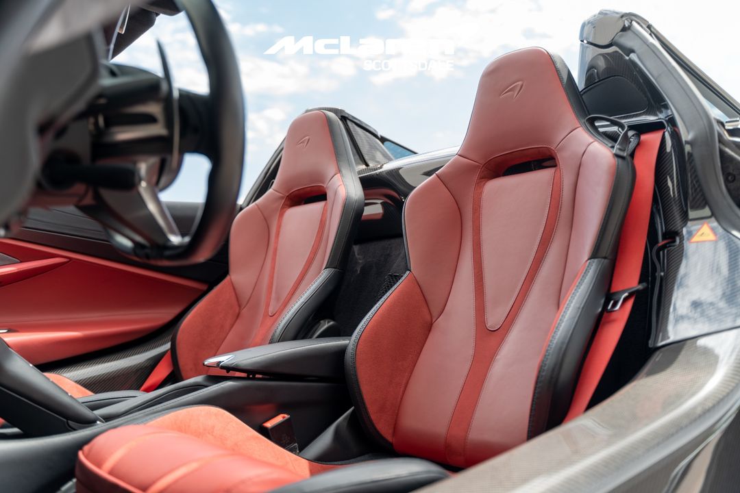 2024 MCLAREN 750S