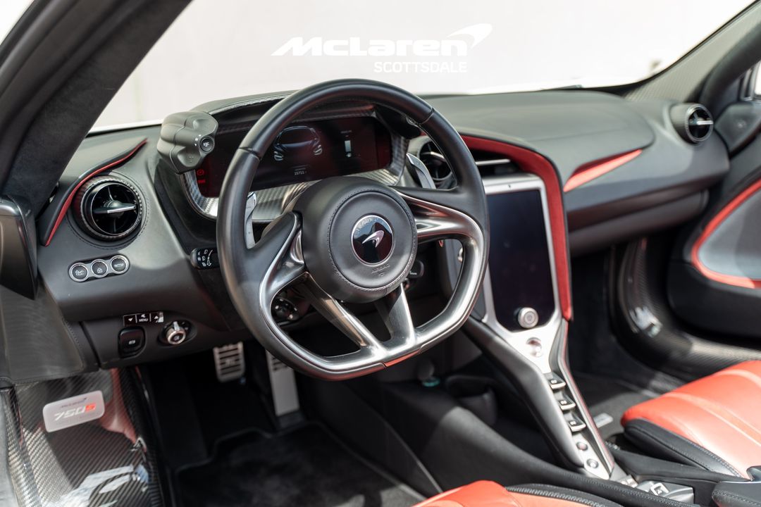 2024 MCLAREN 750S