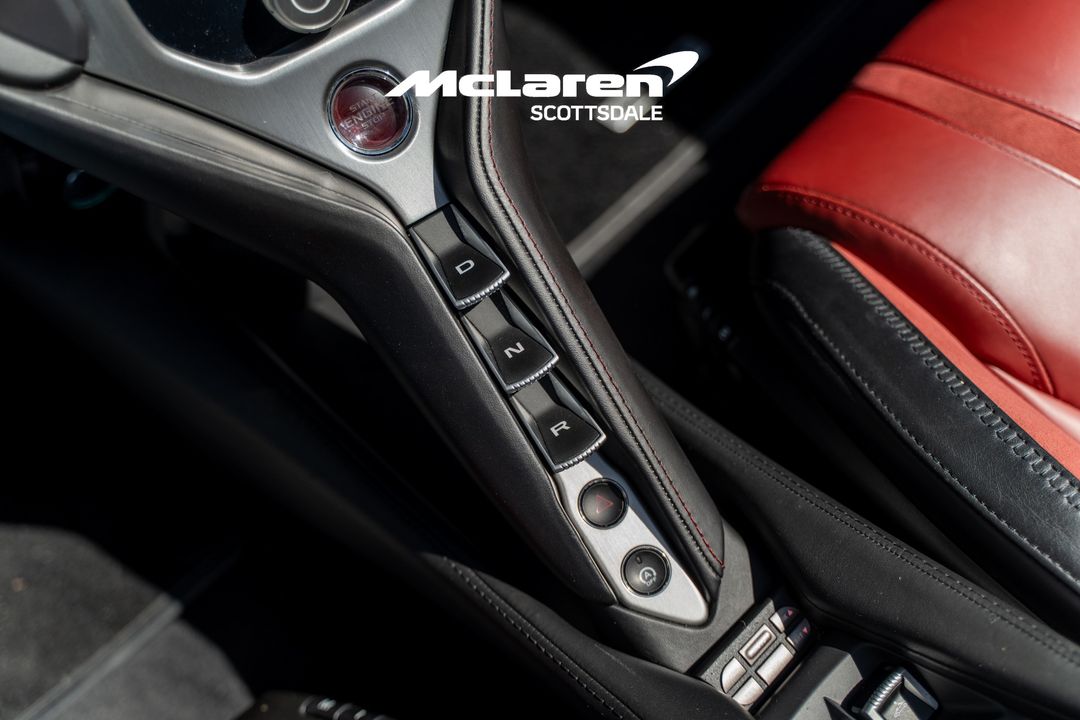 2024 MCLAREN 750S