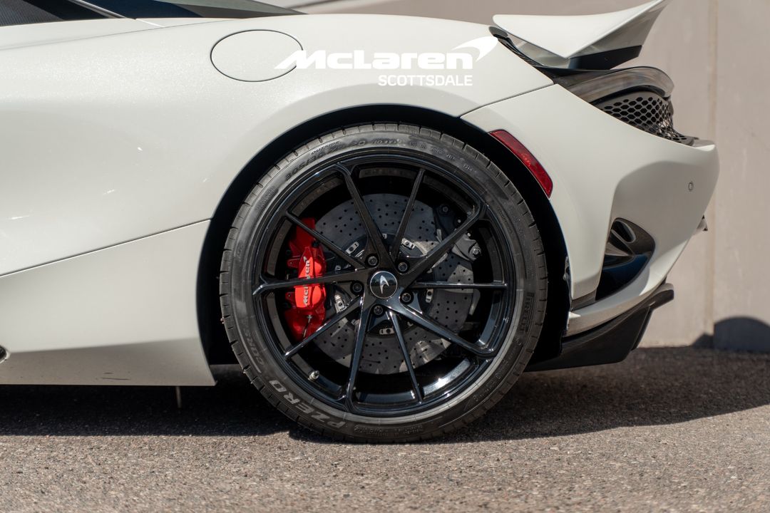 2024 MCLAREN 750S
