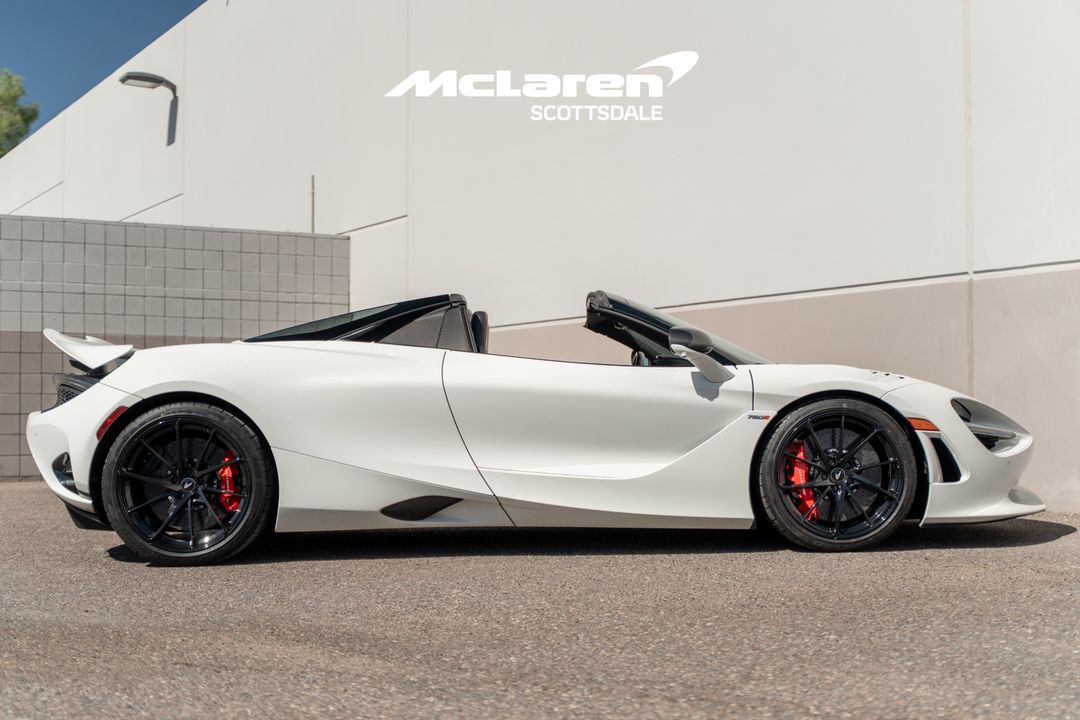 2024 MCLAREN 750S