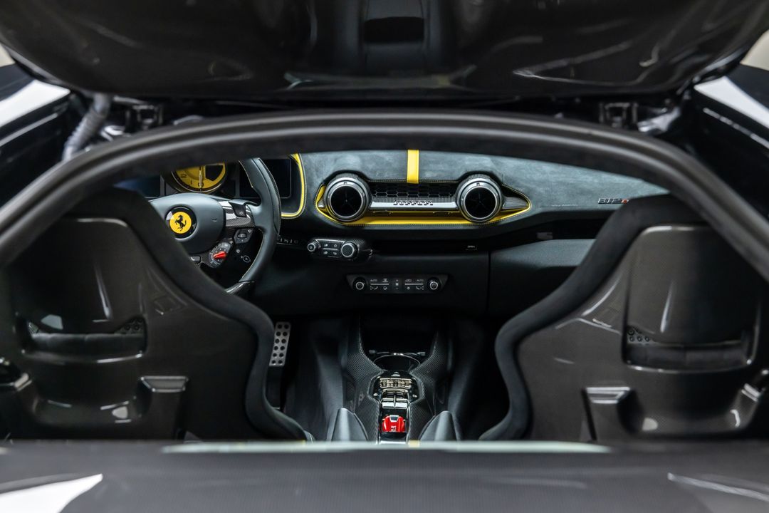2022 Ferrari 812 Competizione