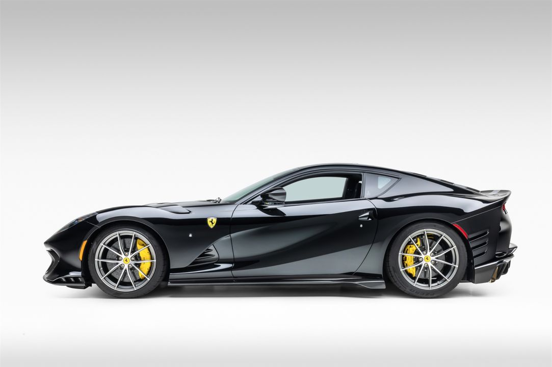 2022 Ferrari 812 Competizione