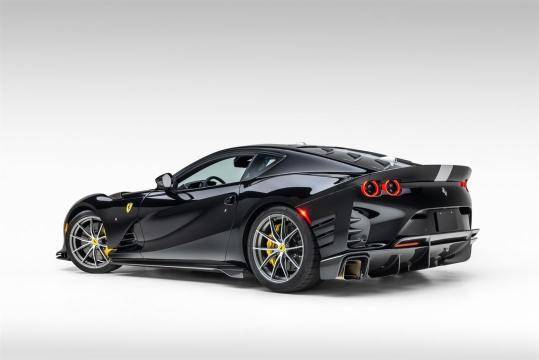 2022 Ferrari 812 Competizione
