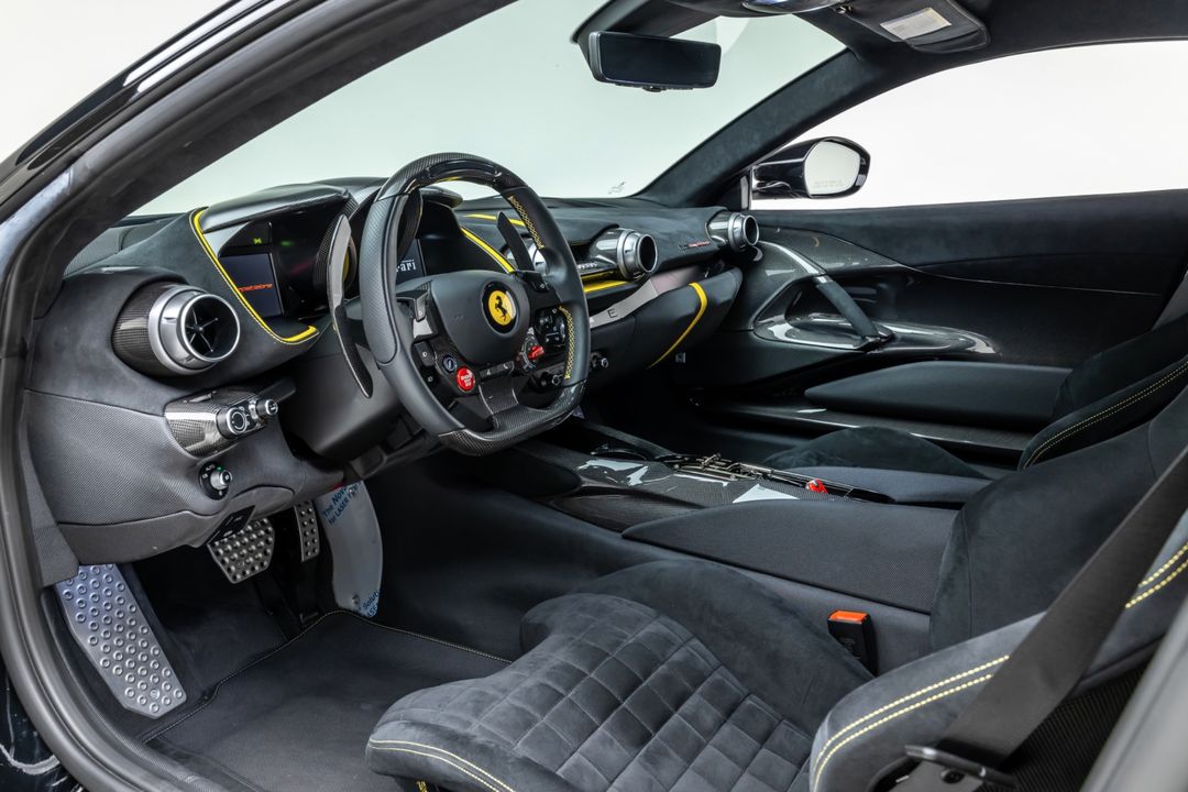 2022 Ferrari 812 Competizione