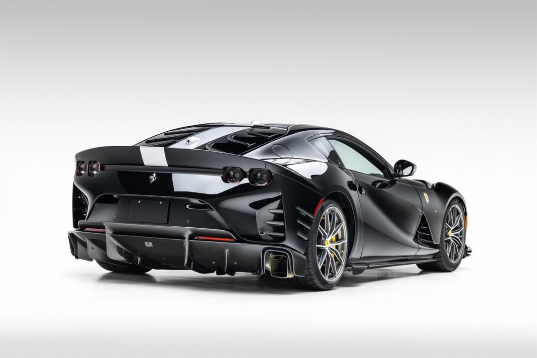 2022 Ferrari 812 Competizione
