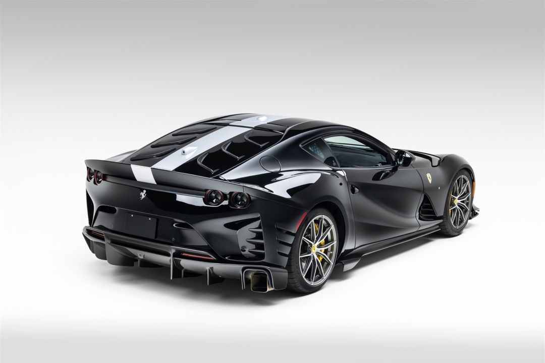 2022 Ferrari 812 Competizione