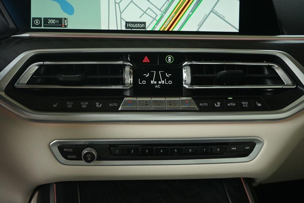 2022 BMW X7