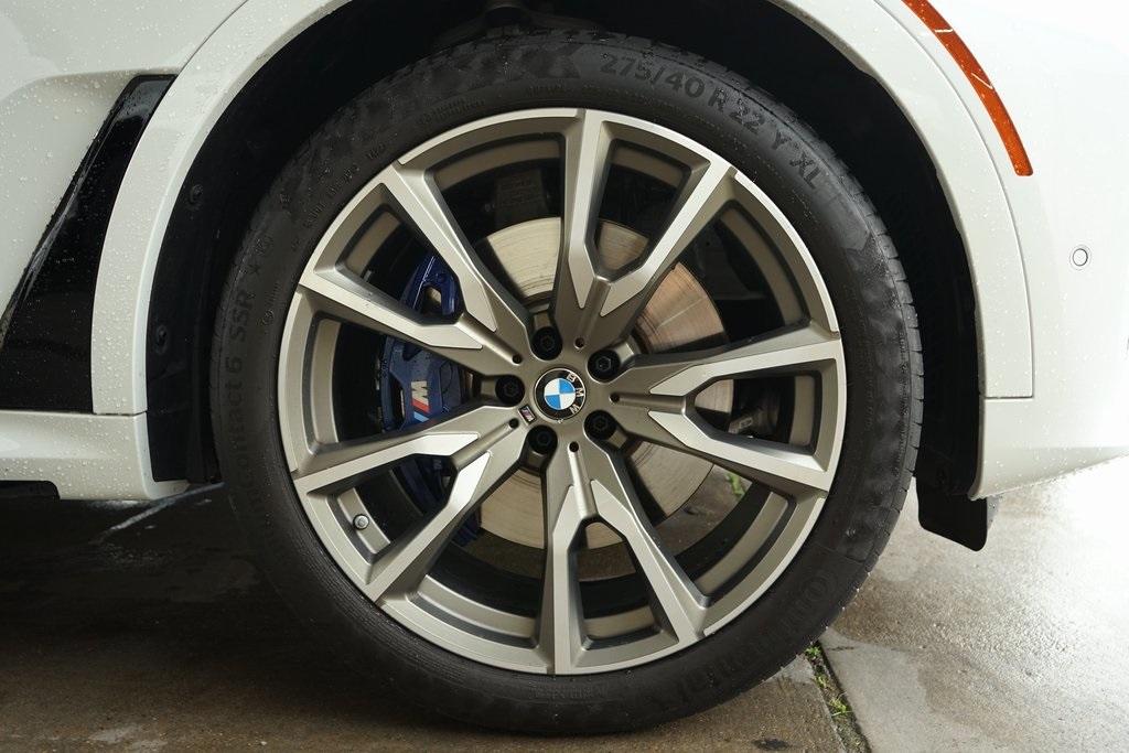 2022 BMW X7