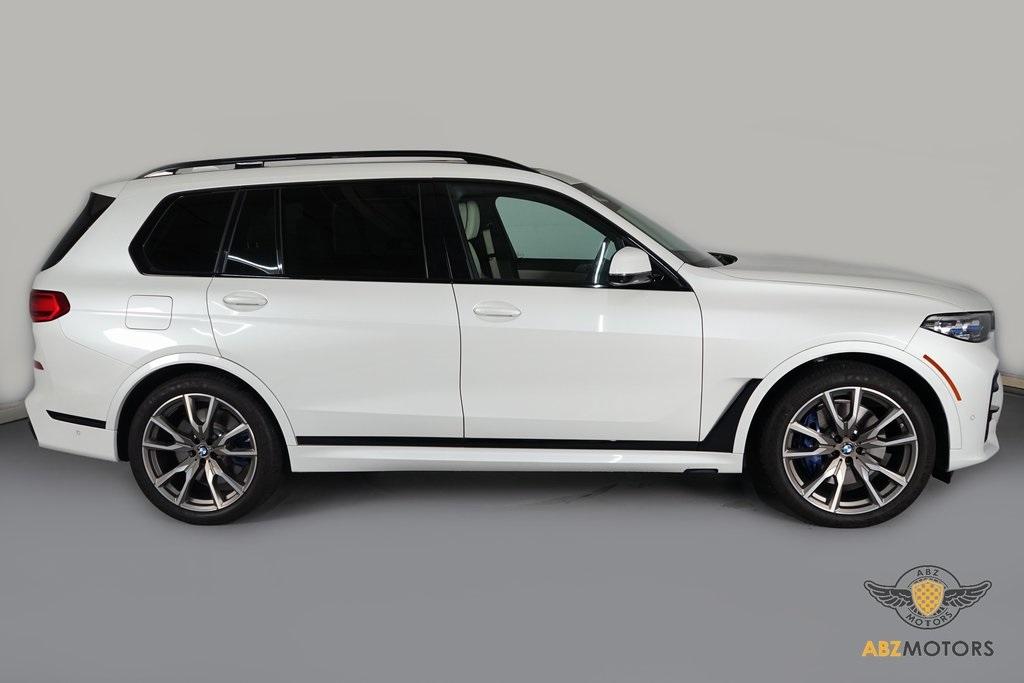2022 BMW X7
