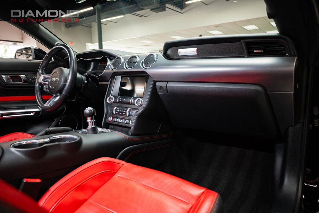 2021 Ford Mustang