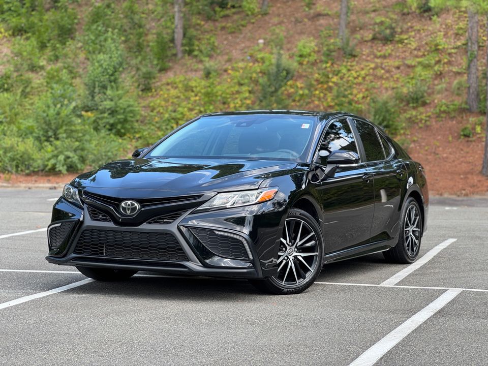 2024 Toyota Camry SE