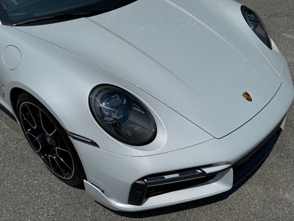2024 Porsche 911 Turbo S Cabriolet