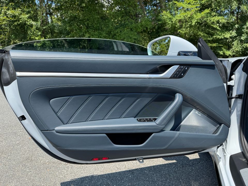 2024 Porsche 911 Turbo S Cabriolet