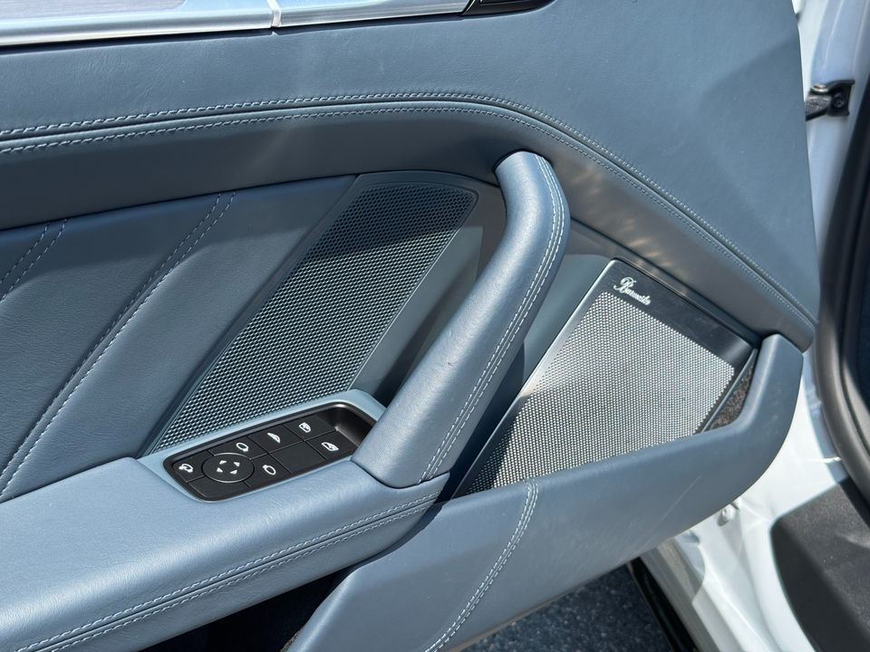 2024 Porsche 911 Turbo S Cabriolet