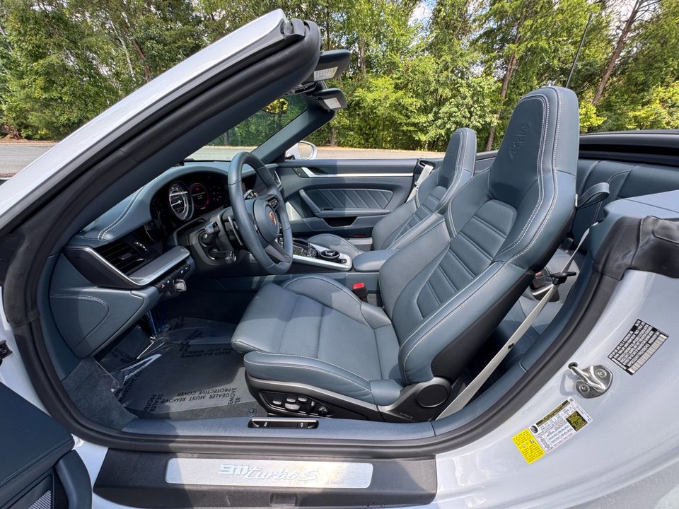 2024 Porsche 911 Turbo S Cabriolet