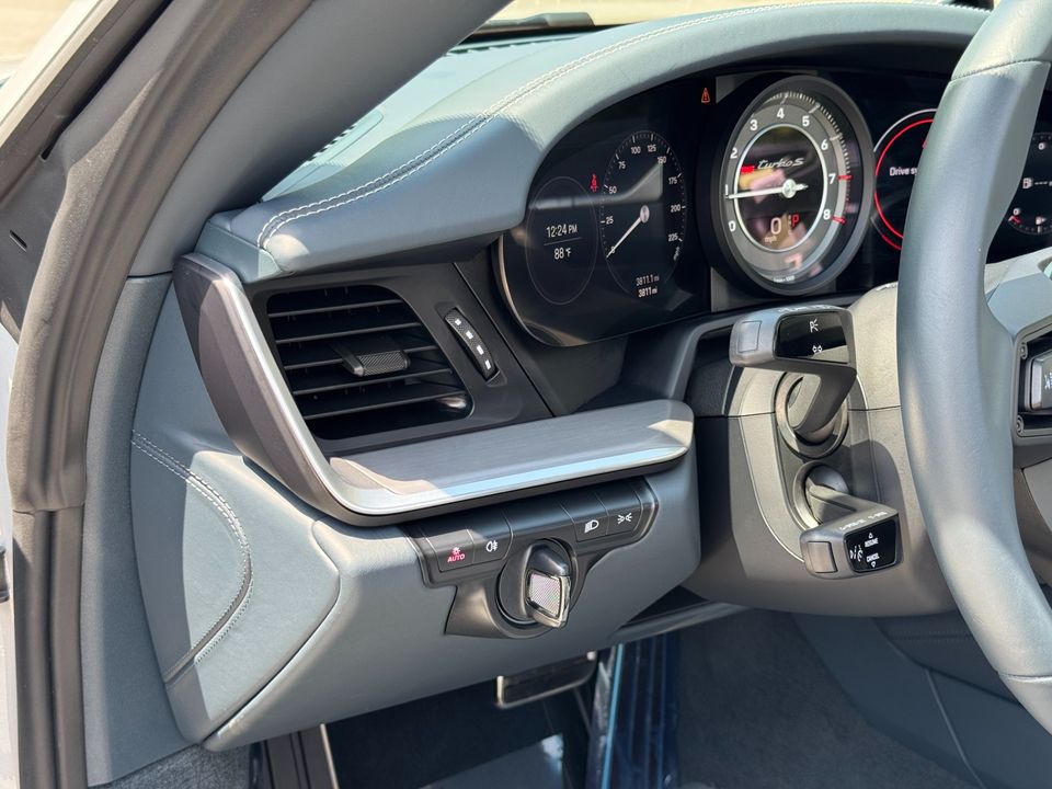 2024 Porsche 911 Turbo S Cabriolet