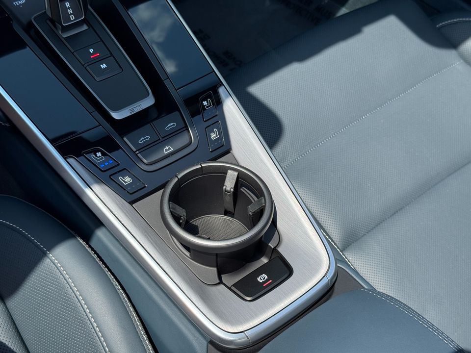 2024 Porsche 911 Turbo S Cabriolet