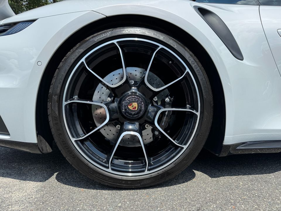 2024 Porsche 911 Turbo S Cabriolet