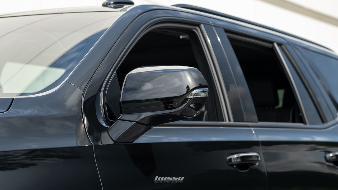 2023 Cadillac Escalade-V