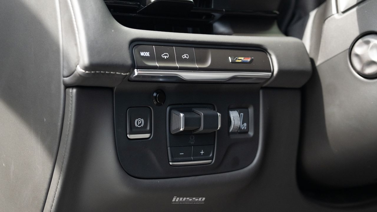 2023 Cadillac Escalade-V