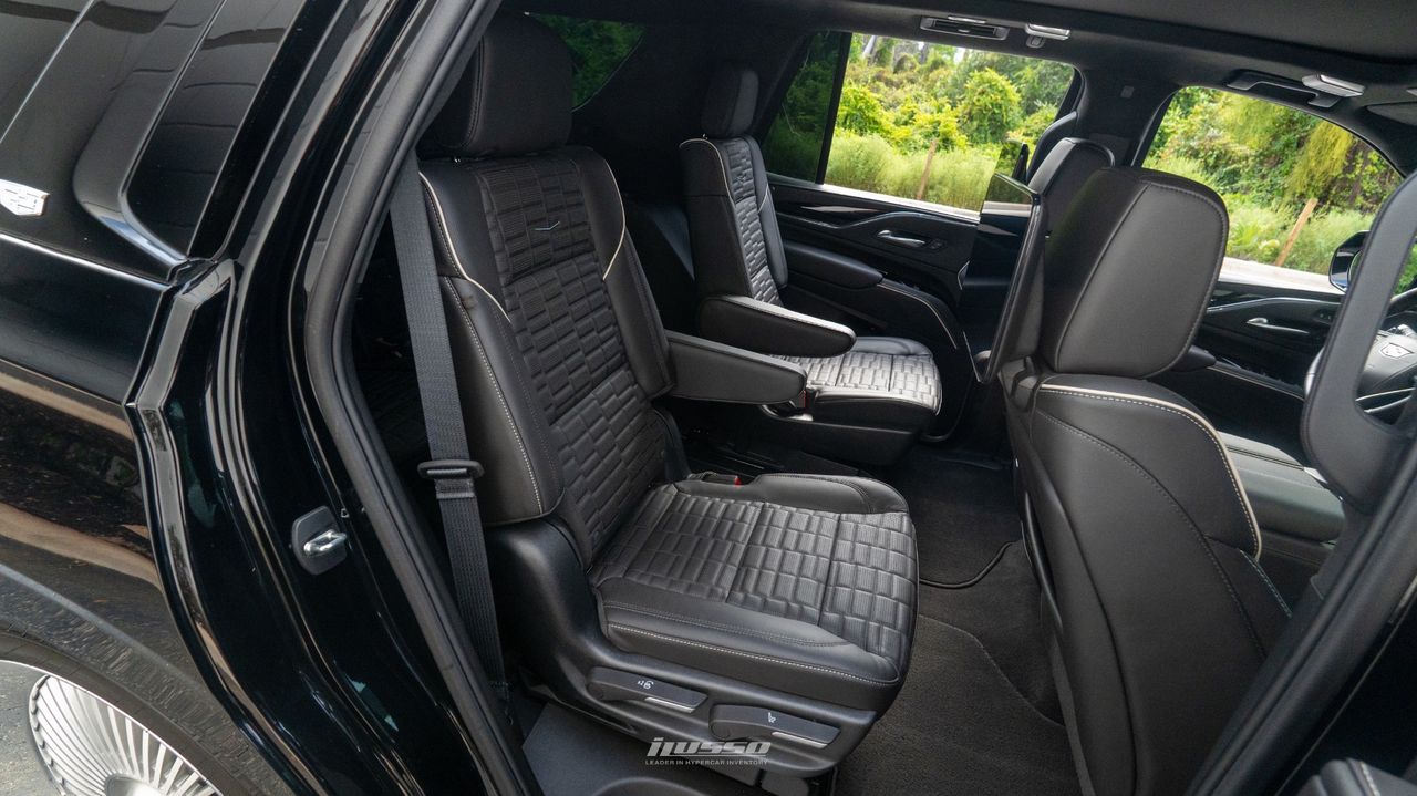 2023 Cadillac Escalade-V