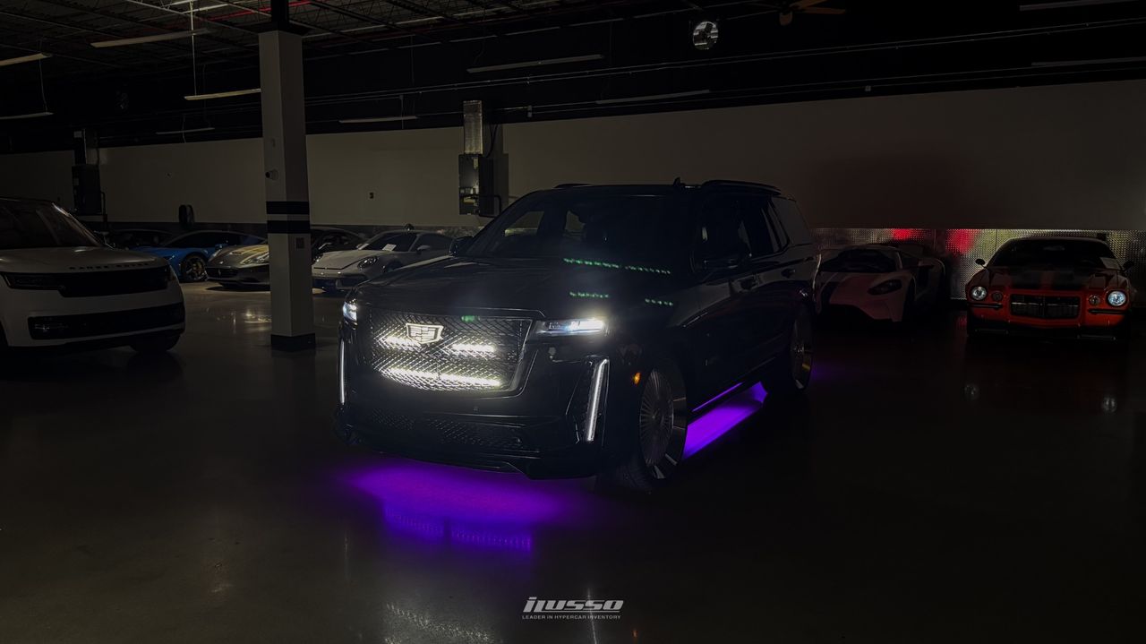 2023 Cadillac Escalade-V