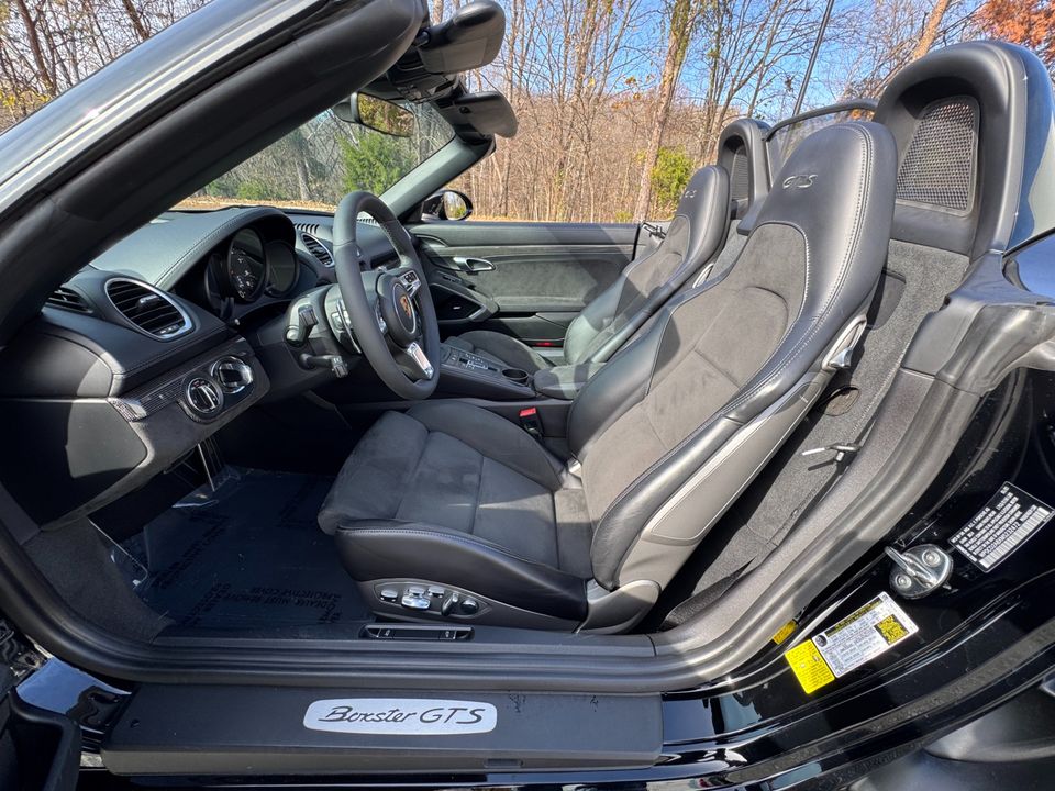 2021 Porsche 718 Boxster GTS 4.0 Roadster