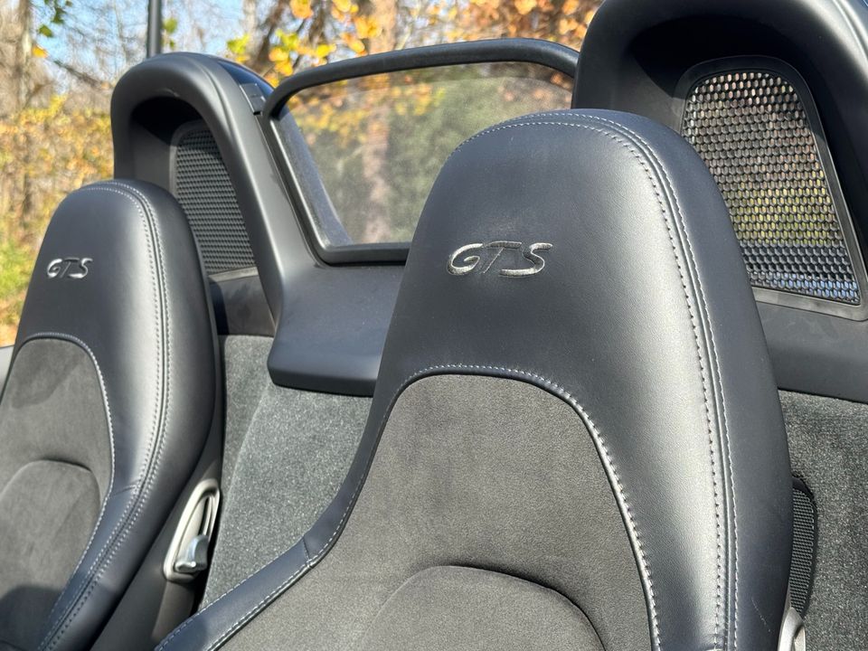 2021 Porsche 718 Boxster GTS 4.0 Roadster