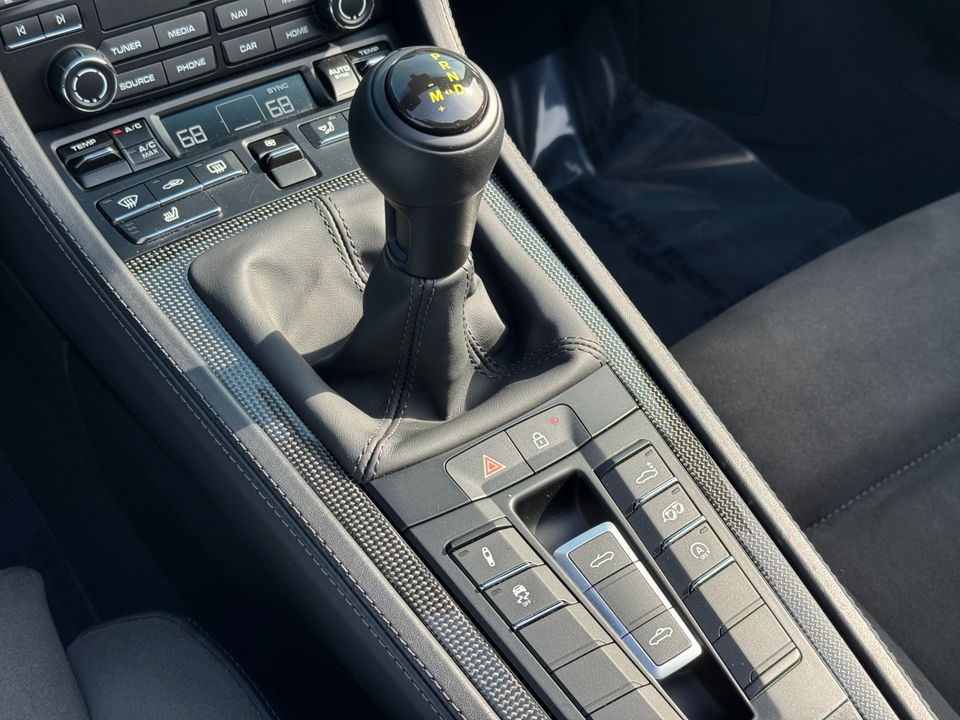 2021 Porsche 718 Boxster GTS 4.0 Roadster