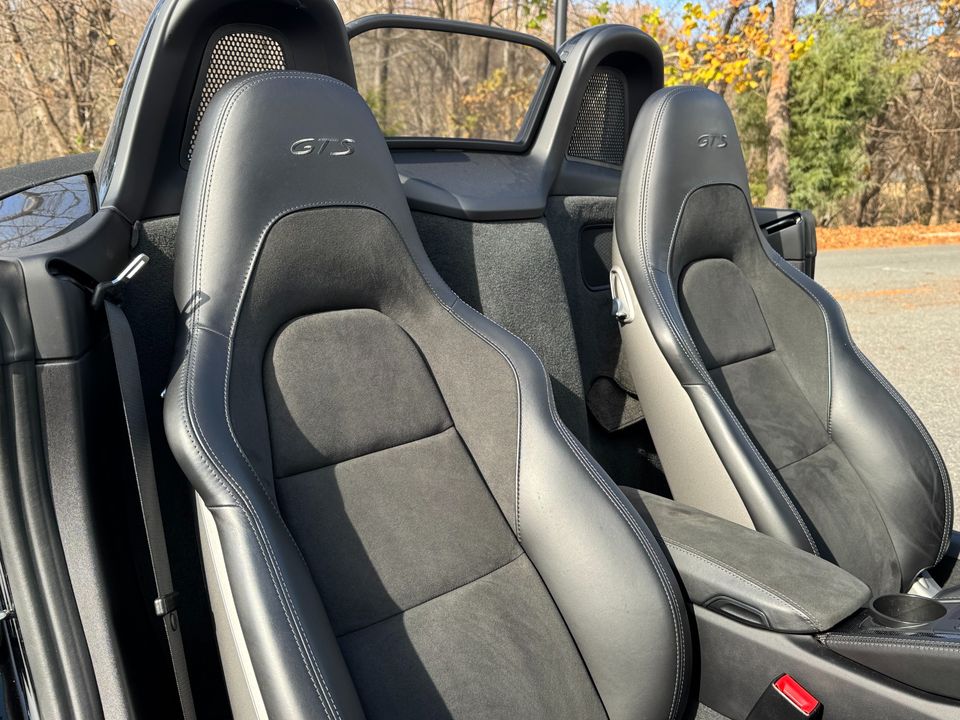 2021 Porsche 718 Boxster GTS 4.0 Roadster