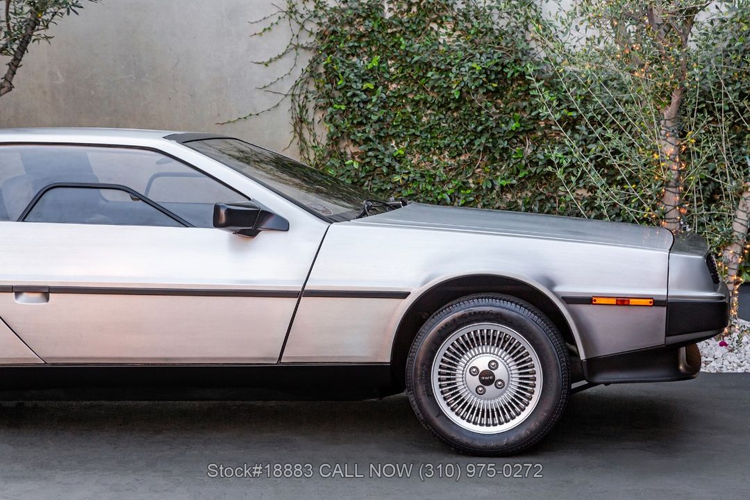 1981 DeLorean DMC-12