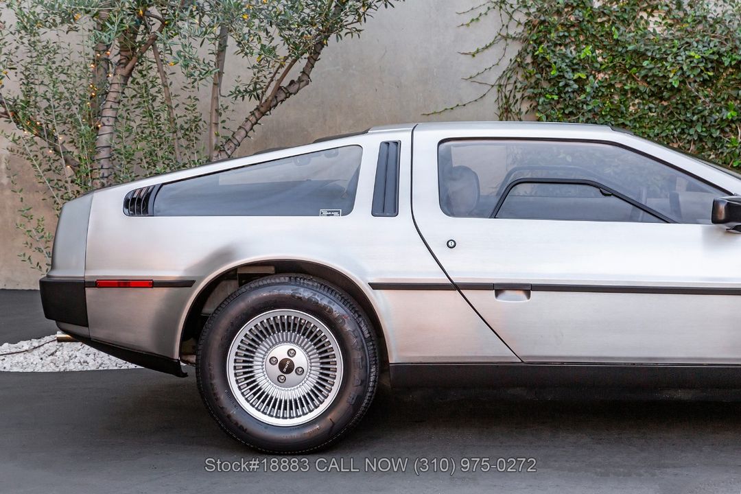 1981 DeLorean DMC-12