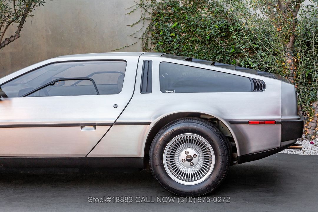 1981 DeLorean DMC-12