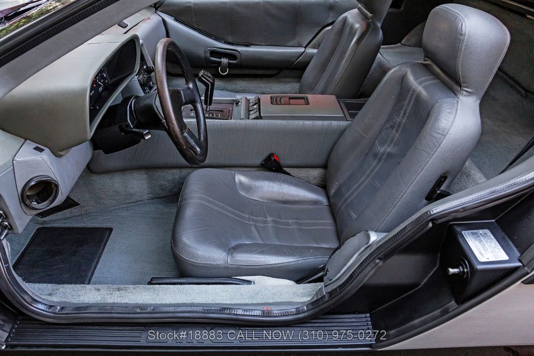 1981 DeLorean DMC-12