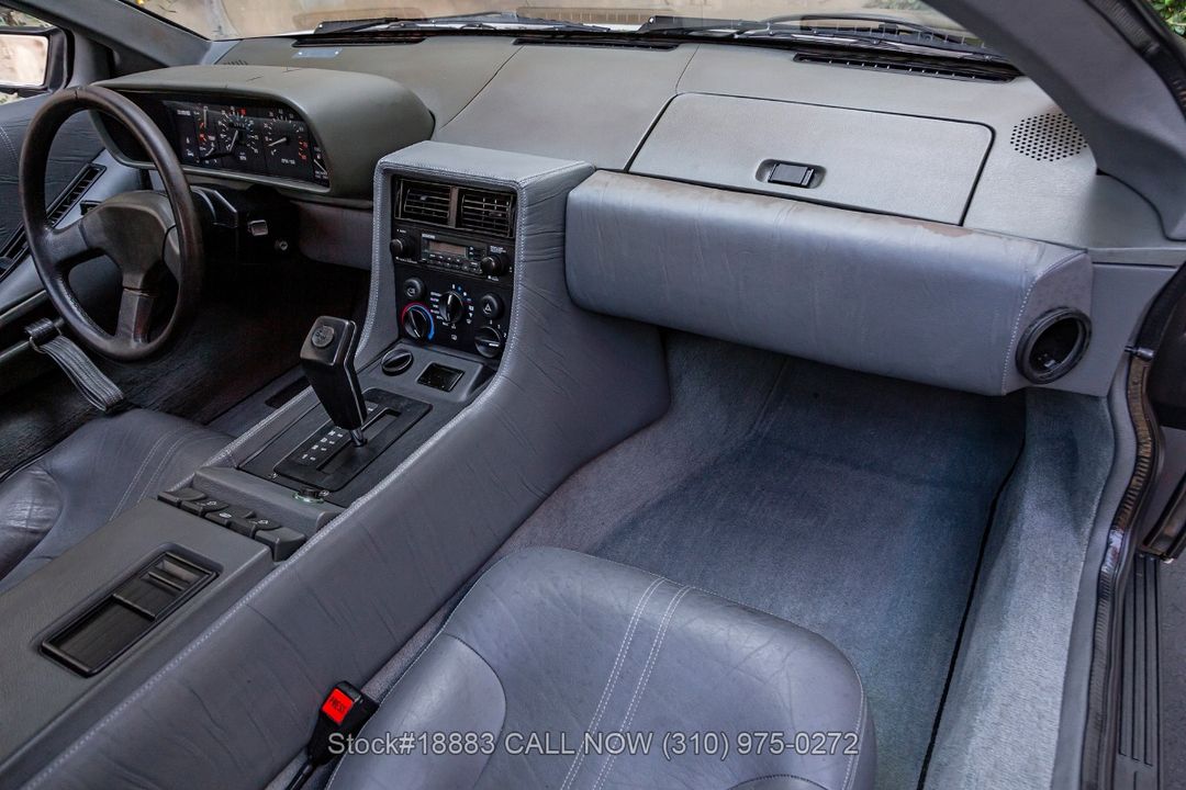 1981 DeLorean DMC-12