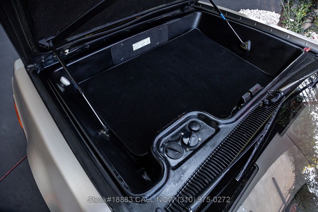 1981 DeLorean DMC-12