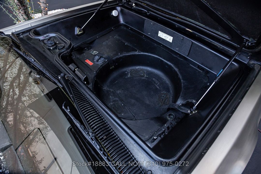1981 DeLorean DMC-12