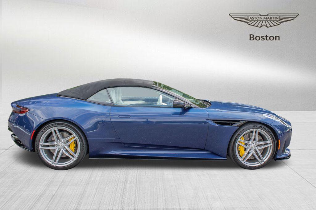 2025 Aston Martin DB12