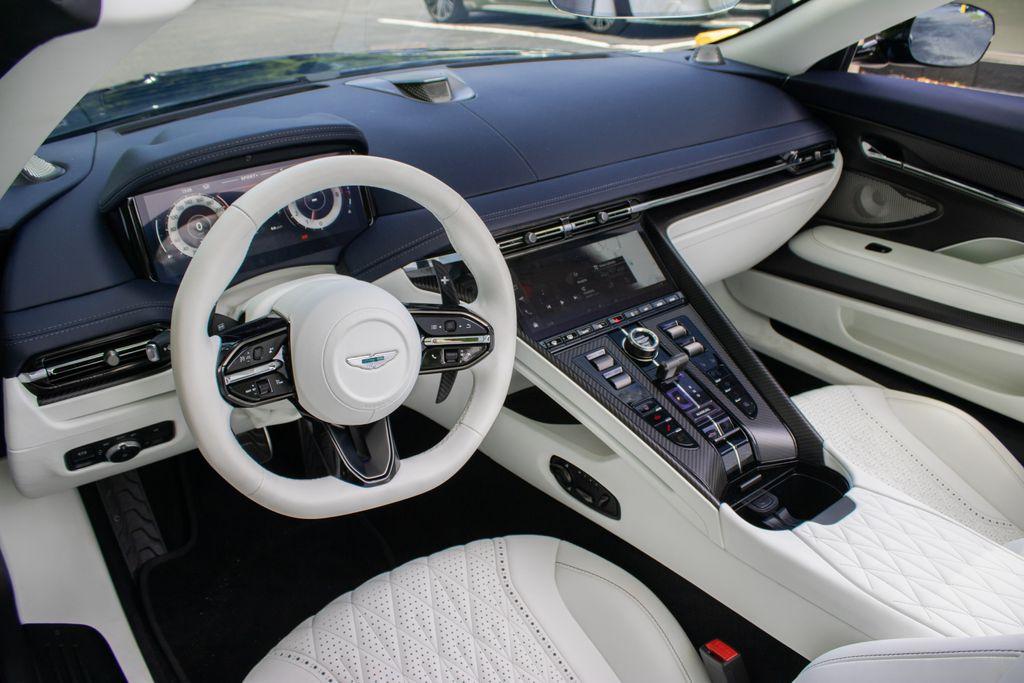 2025 Aston Martin DB12