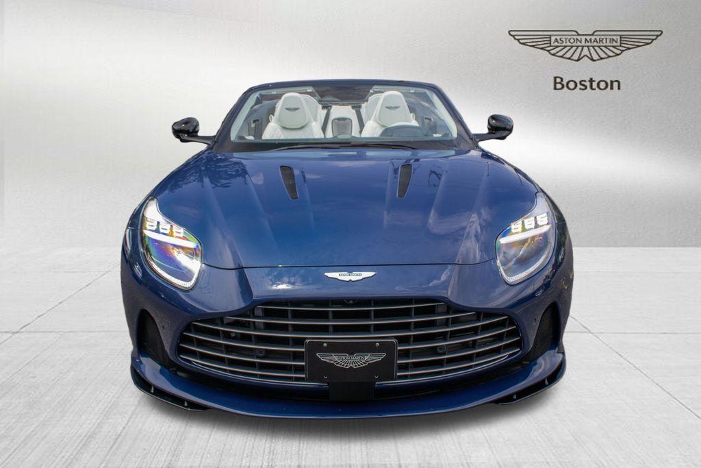 2025 Aston Martin DB12