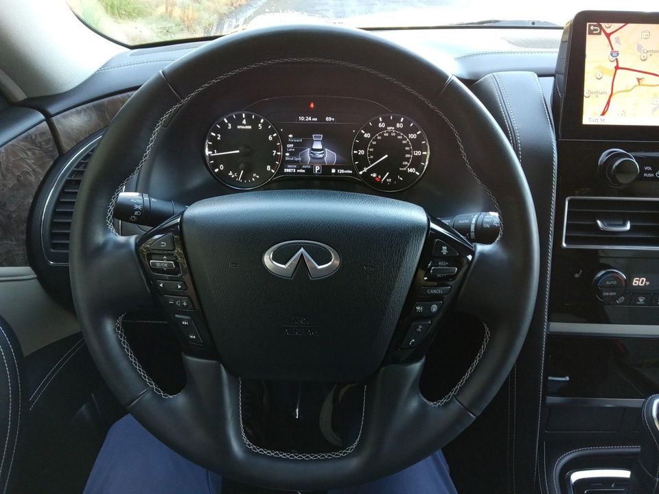 2023 INFINITI QX80