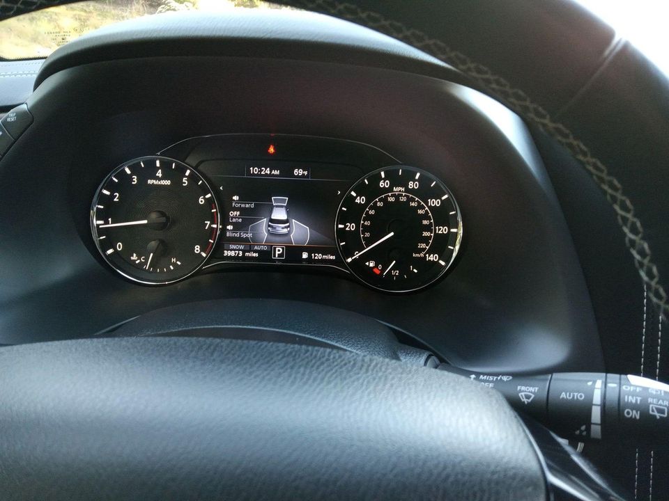 2023 INFINITI QX80