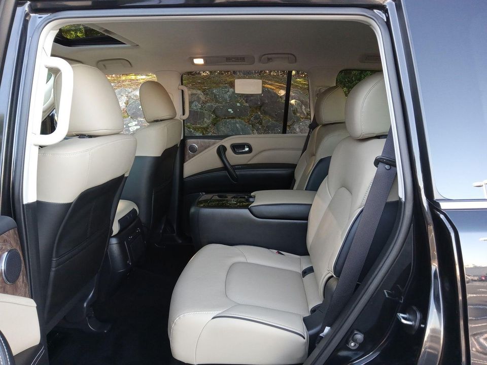 2023 INFINITI QX80