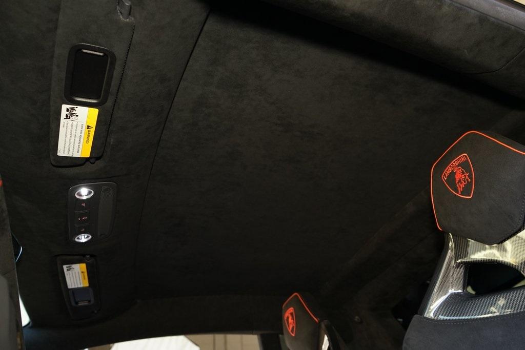 2022 Lamborghini Huracan STO