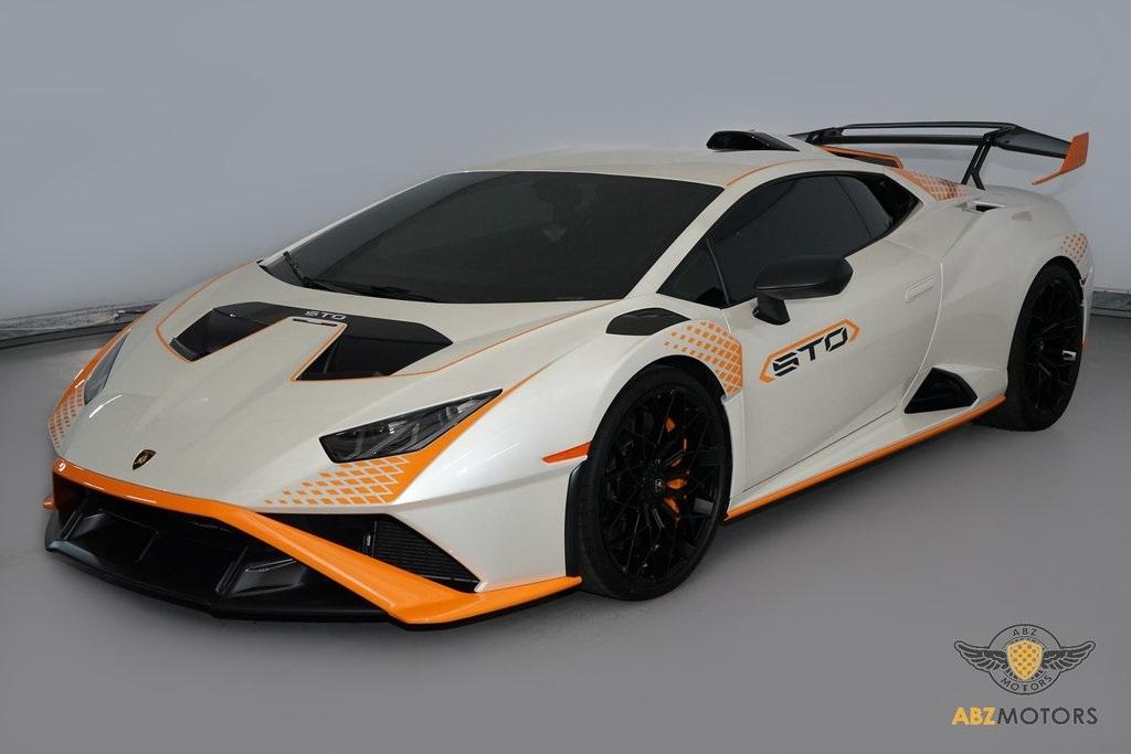 2022 Lamborghini Huracan STO