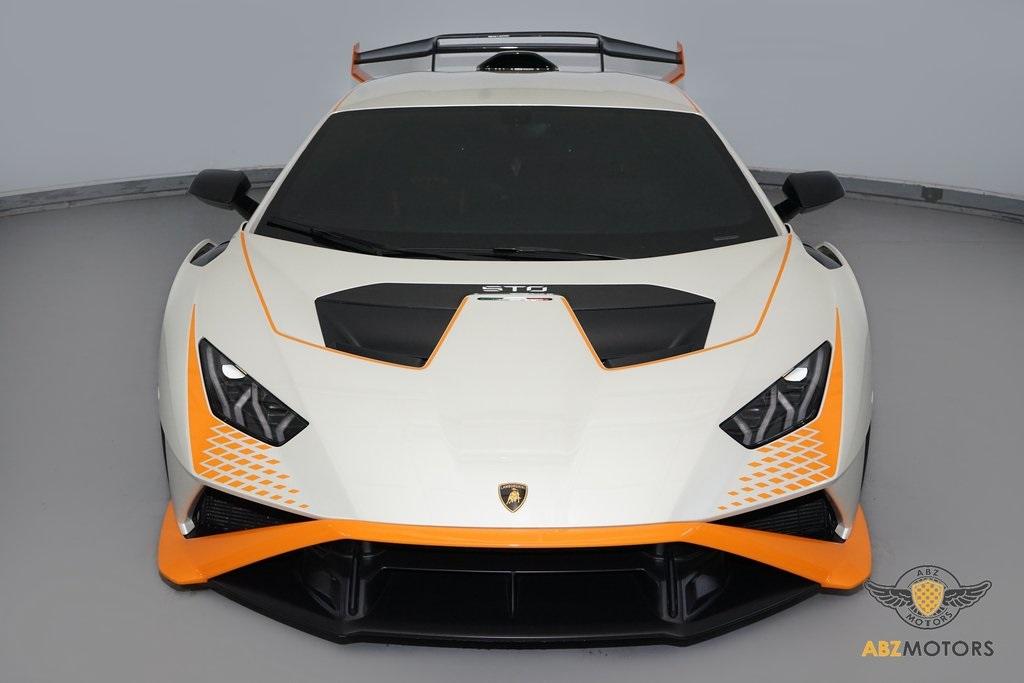 2022 Lamborghini Huracan STO
